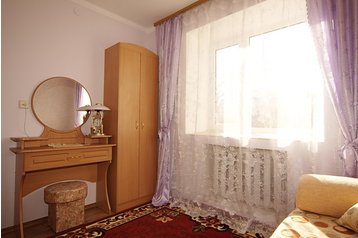 Ucraina Privát Verchovyna, Exteriorul